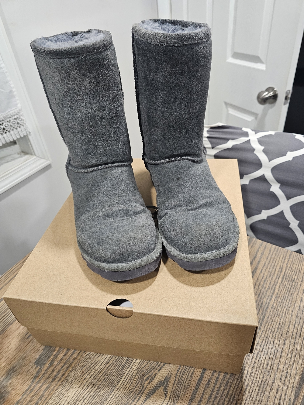 Bear Paw Woman's Boots - Gray